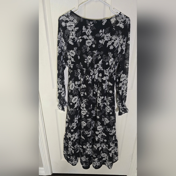 Ingrid & Isabel Maternity Floral Long Sleeve Womens Maxi Dress Size Medium - Picture 2 of 9